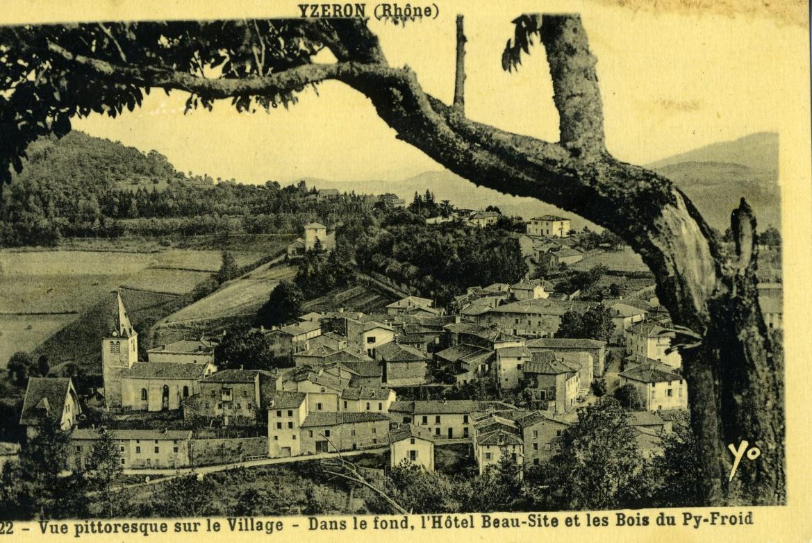 Yzeron village